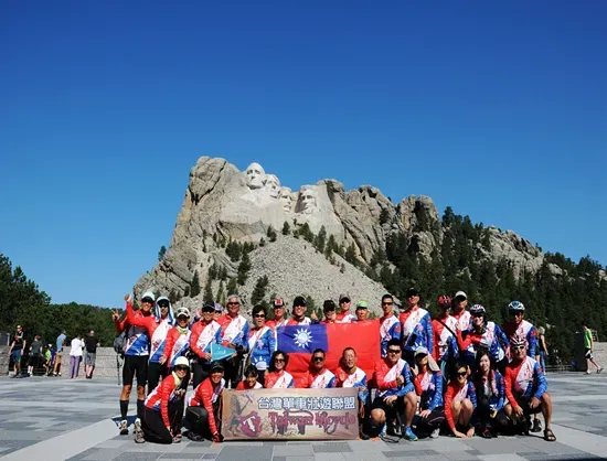 媒體報導 | 工商日報- 2014年單車壯遊主打分時分段